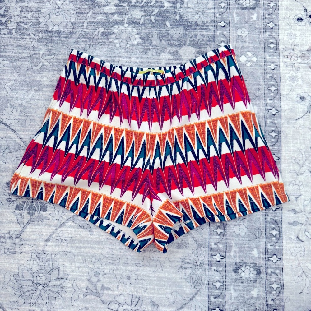 Gianni Bini High Waisted Geometric Print Dress Shorts